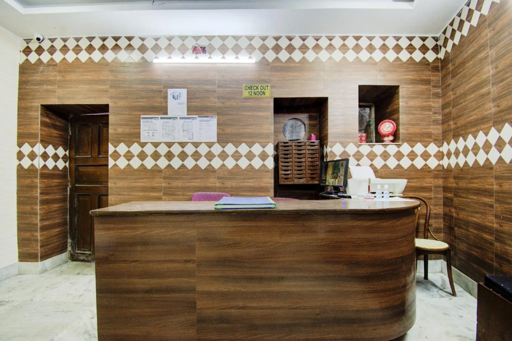 Dear Hotel I Near Esplanade New Market