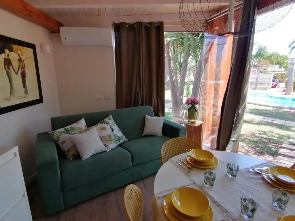 Bouganvillea house