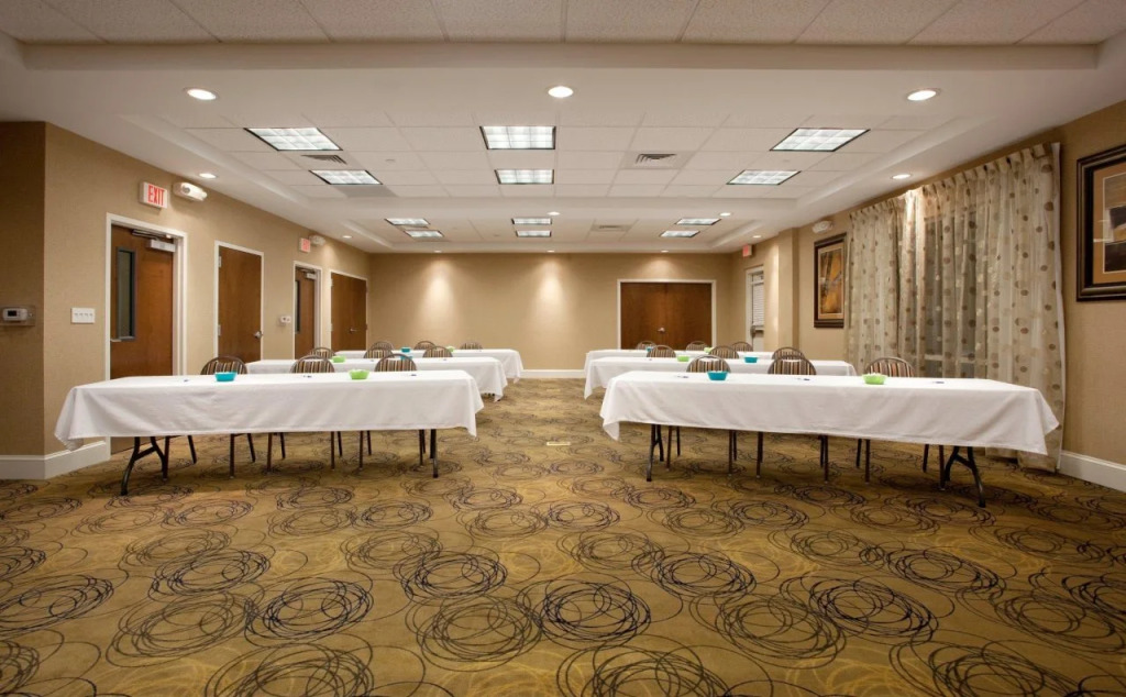 Holiday Inn Express Pembroke by IHG