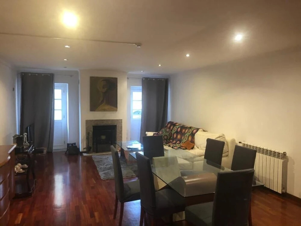 Patio das Escadas - Three-bedroom House in Porto