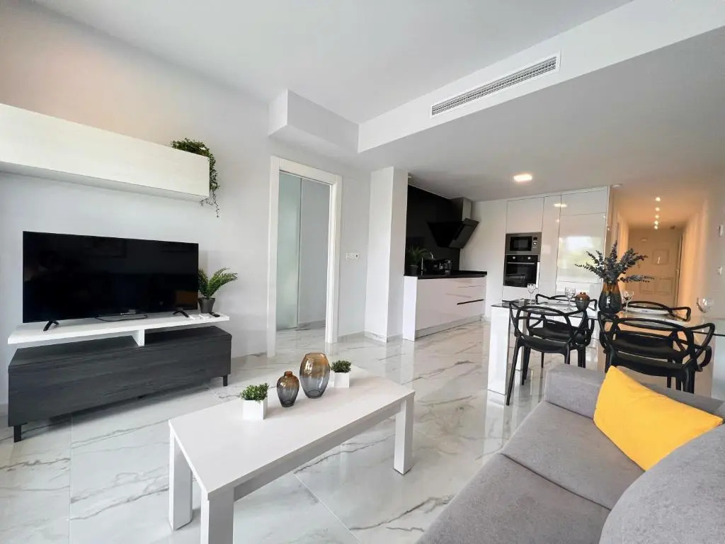 Modern Apartment in Res Amanecer VI Duly 3