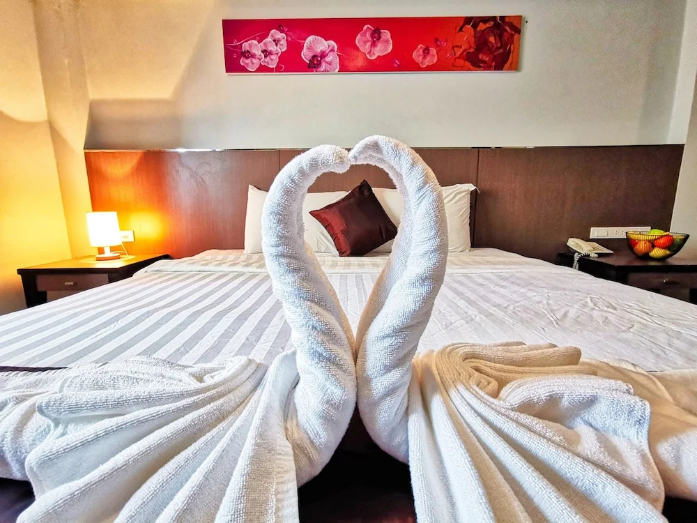 Scandia Beach Hotel - Soi 7 Best Location - 200m to Beach next to Food Market