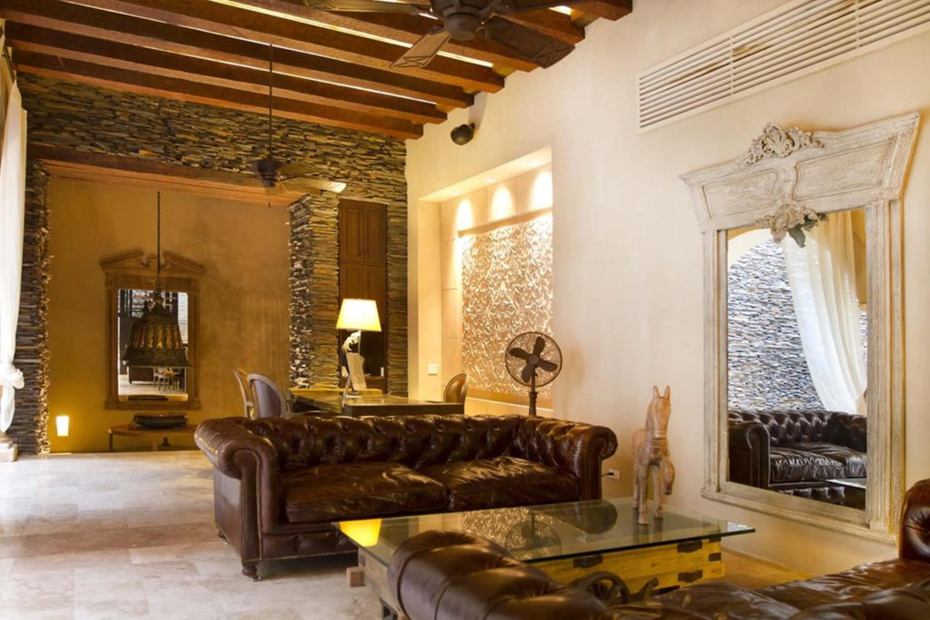 Bastión Luxury Hotel