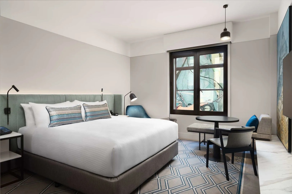 Hilton Melbourne Little Queen Street