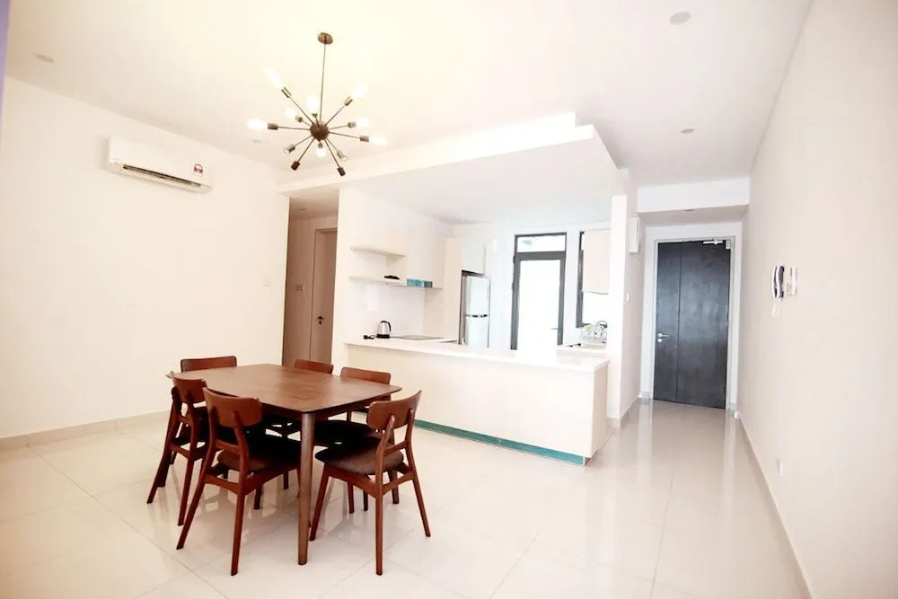 VIVO Residential Suites Mid Valley by EcoSuites