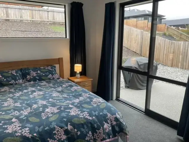 Aubrey Views - Wanaka Holiday Home