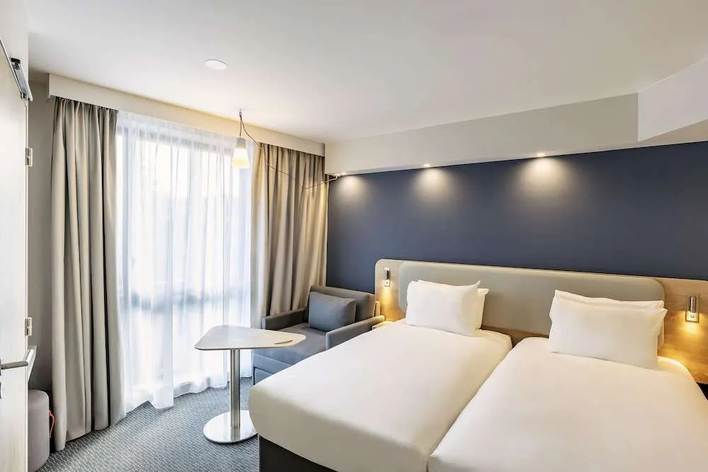 Holiday Inn Express Paris - Poissy by IHG