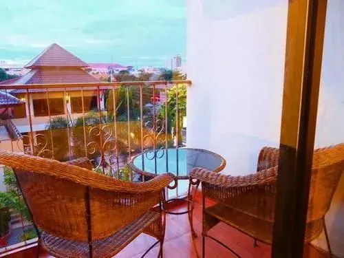 Chaba Garden Apartment