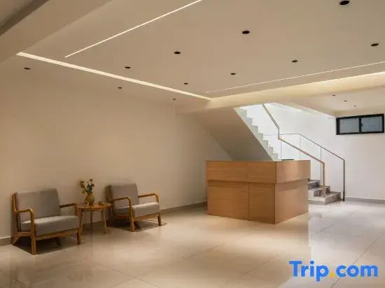 Dali Lakeside Dream Elevator Inn (Erhai Ecological Corridor Branch)