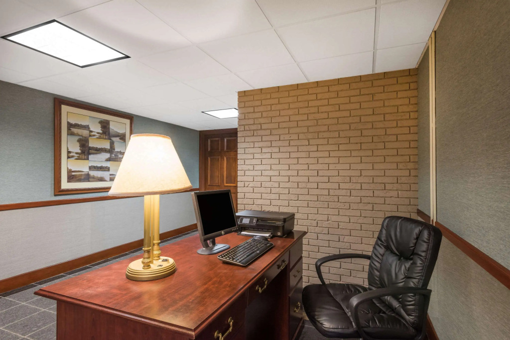 Ramada Plaza by Wyndham Portland
