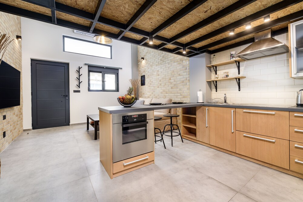 Loft 1