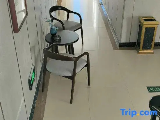Qiyun Hotel