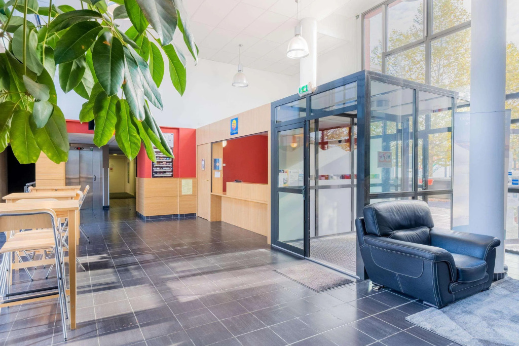 Comfort Suites Pau Idron