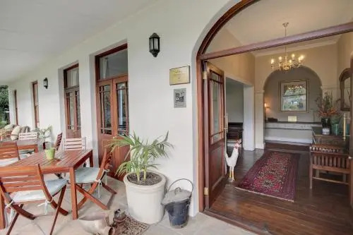 Clementine Guesthouse