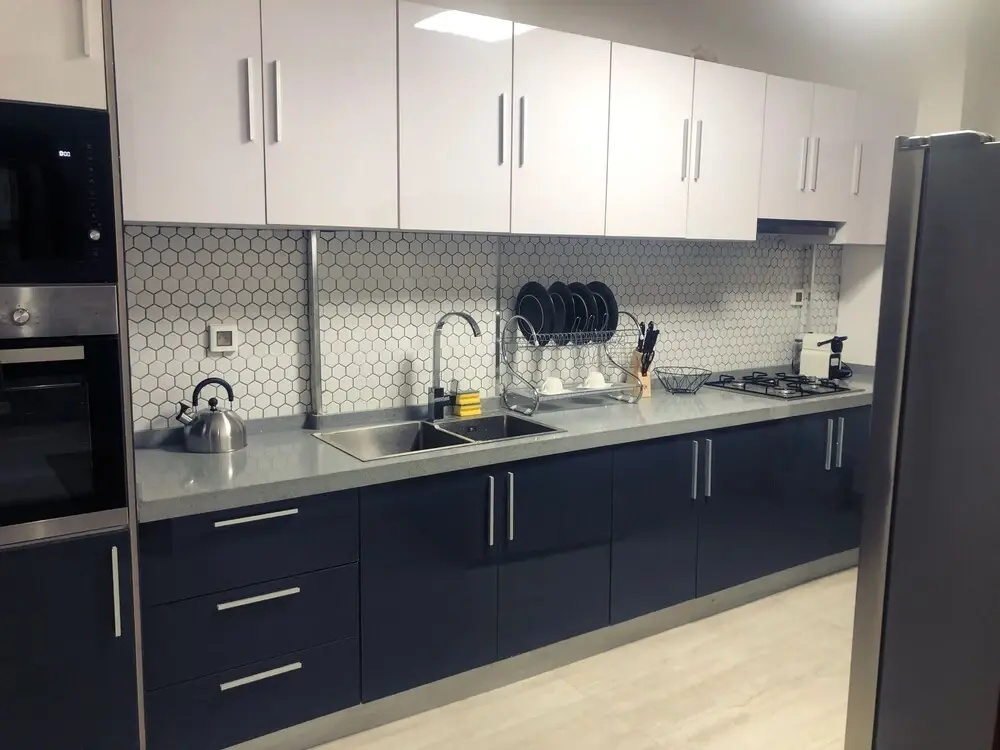 Iris Apartment