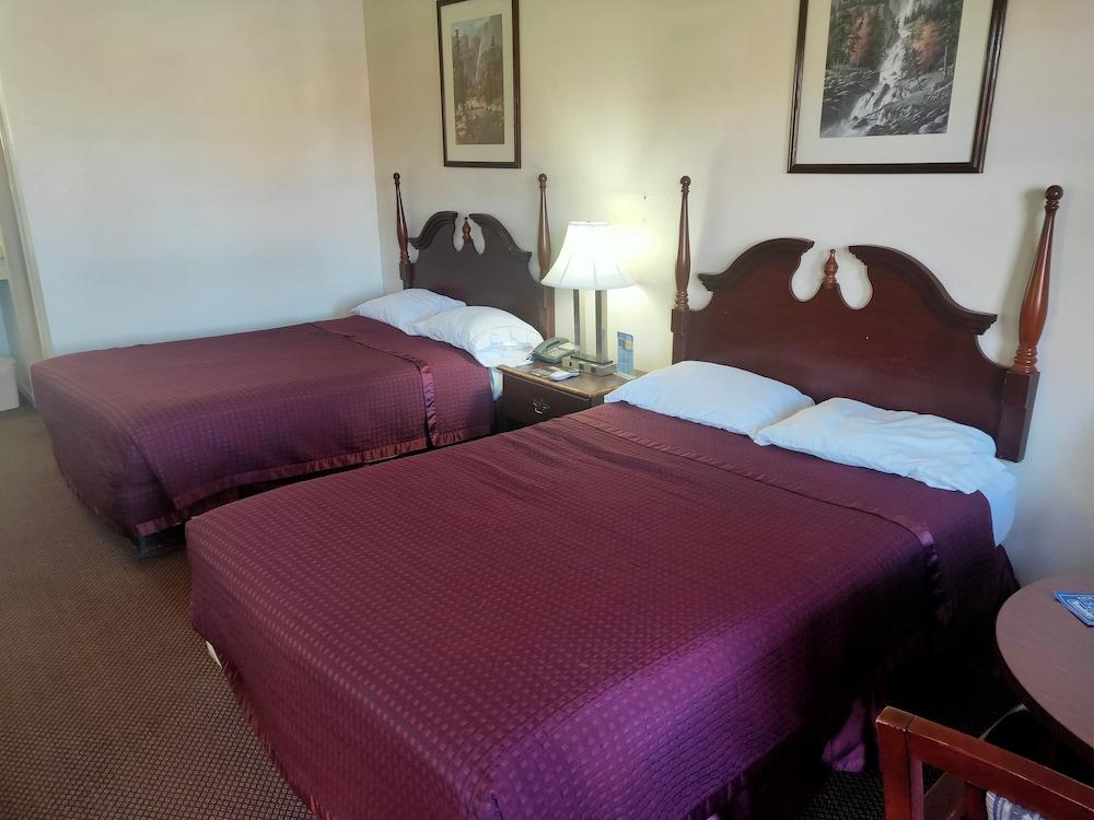 El Rancho Motel