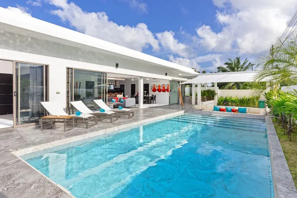Open-space Design 4BR Pool Villa Luna