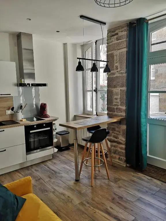 Haute Ville : Studio Ravissant