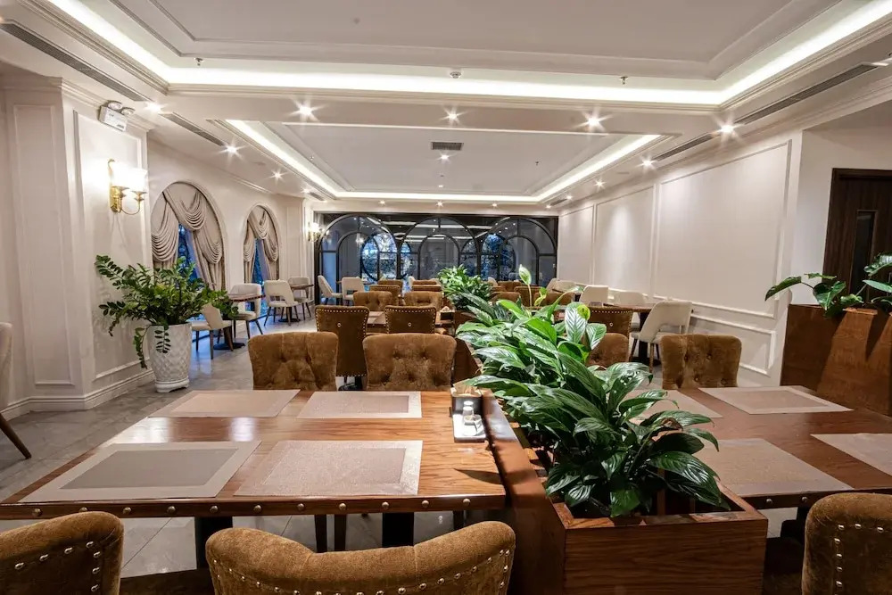 Ostara Hotel & Apartment