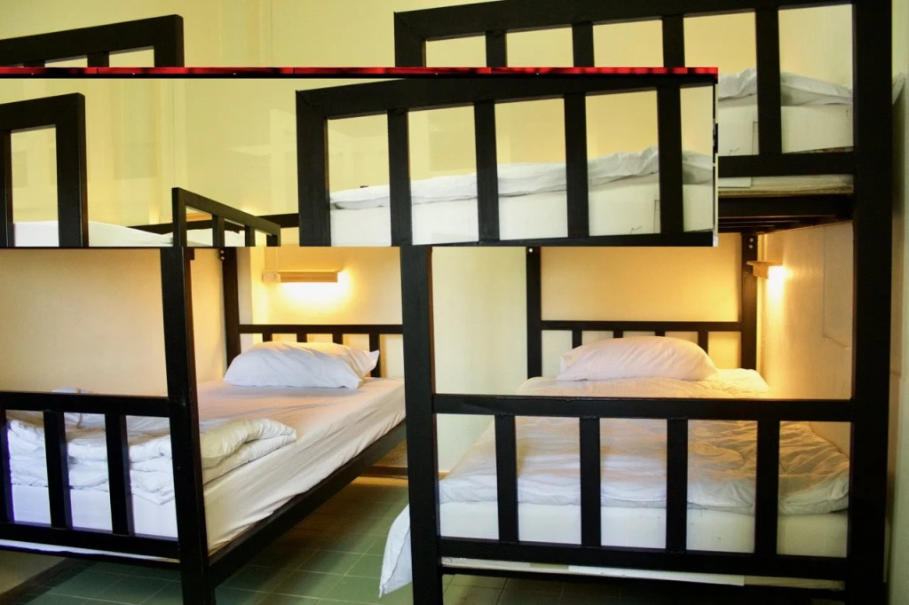 Arch riverside hostel