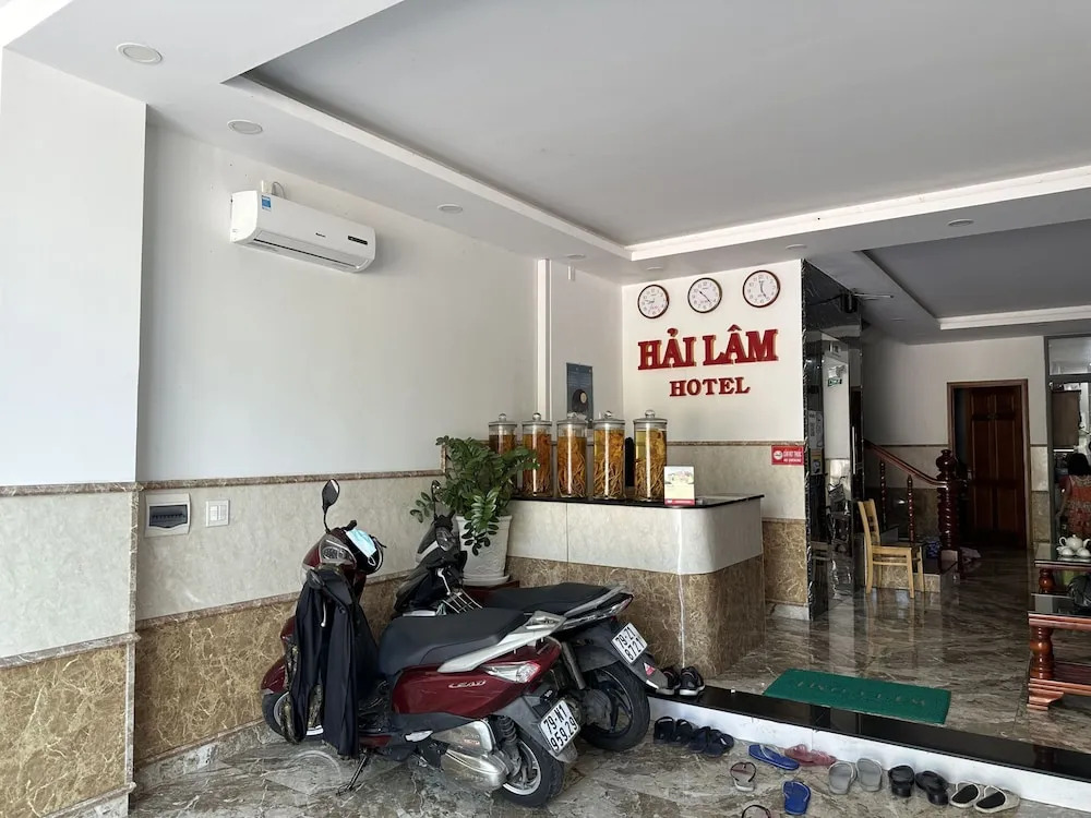 Hai Lam Hotel by OYO Rooms