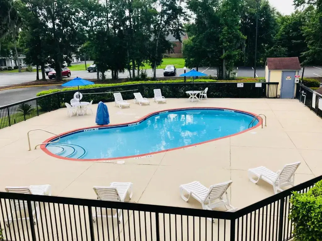 Motel 6-Savannah, GA - Midtown
