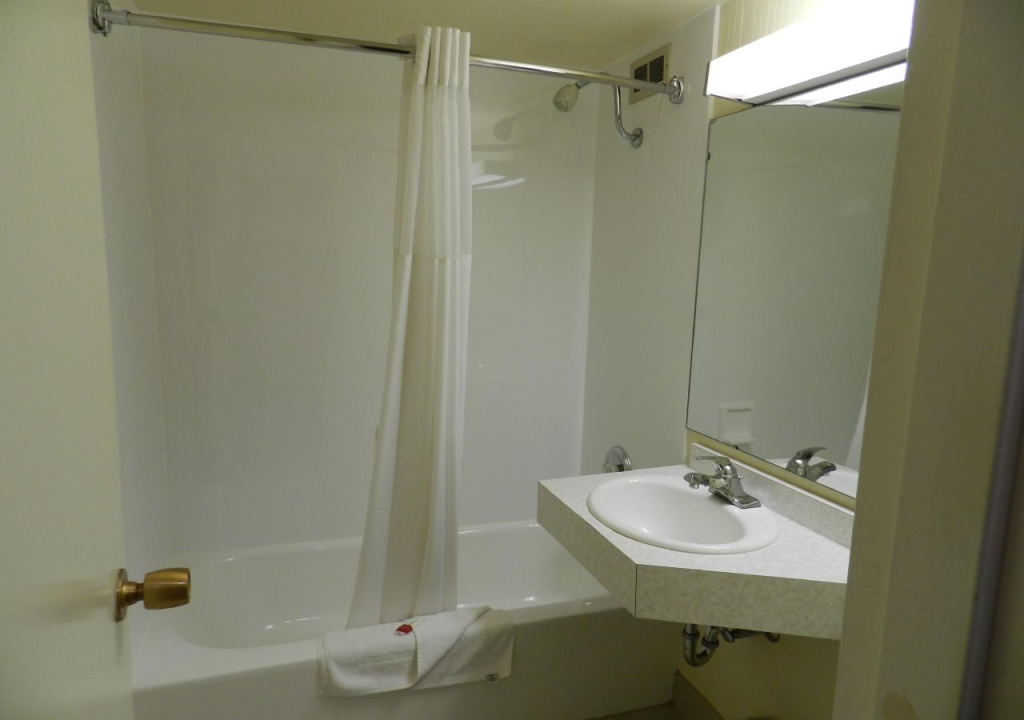 Clarion Pointe Rhinelander Downtown