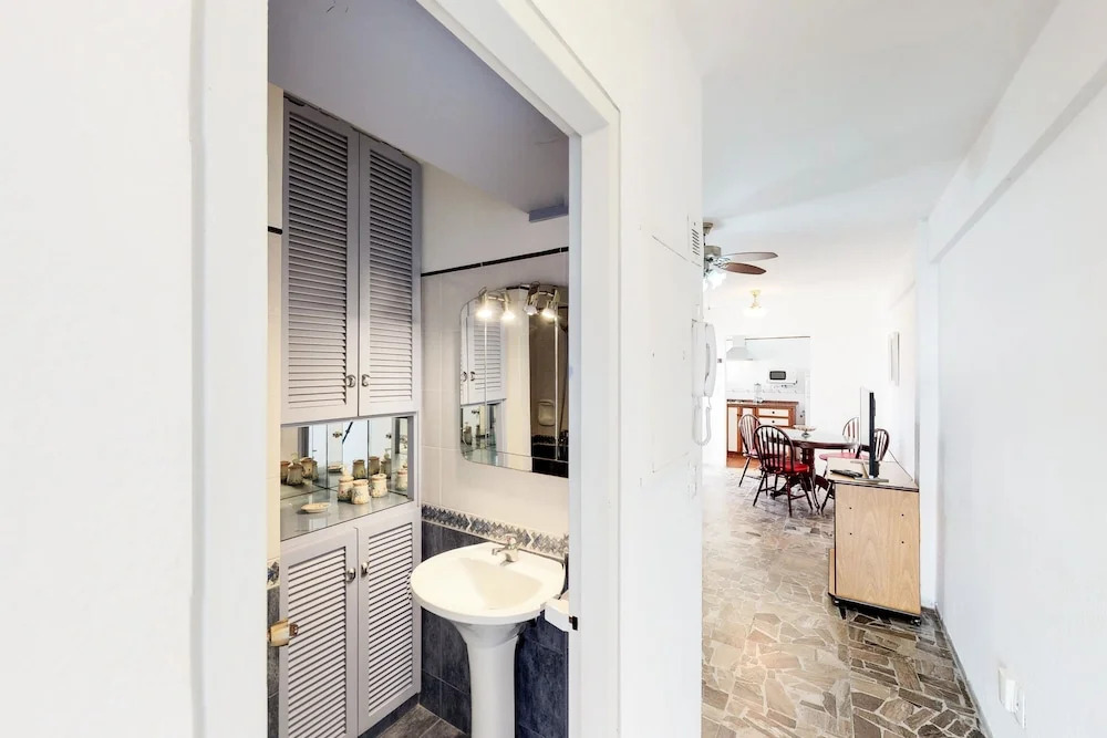 Cómodo y asequible apartamento Puerto Alerces II