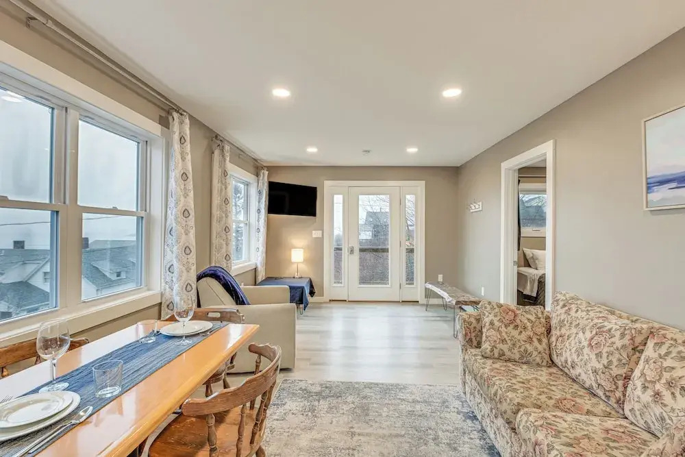 Newly Renovated Maine Retreat: Deck w/ Ocean View!