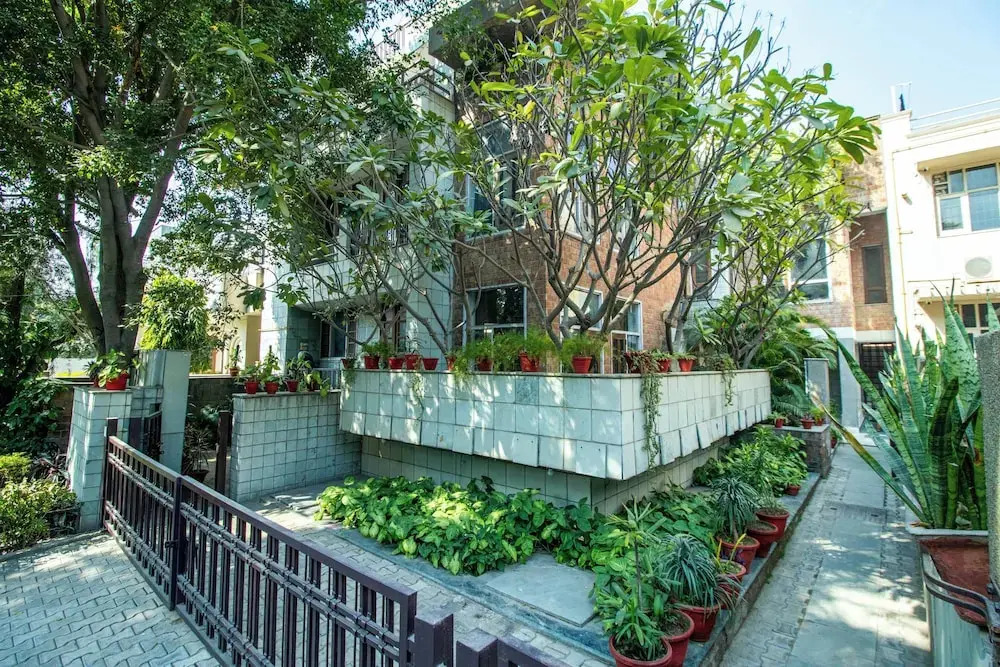 Opulent Antique 6BR Independent Villa in Gurugram