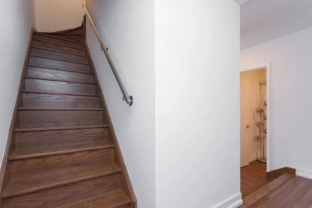 Applewood Suites - Condo Townhome