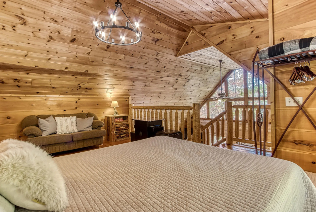 Whispering Pines by Beyond Expectations w Hot Tub