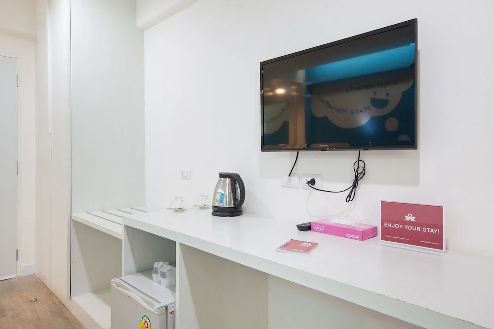 ZEN Rooms Dibuk Phuket Town