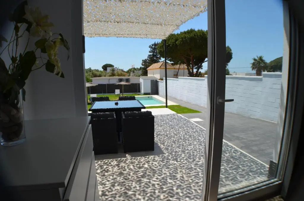 EL ENCANTO Chiclana II