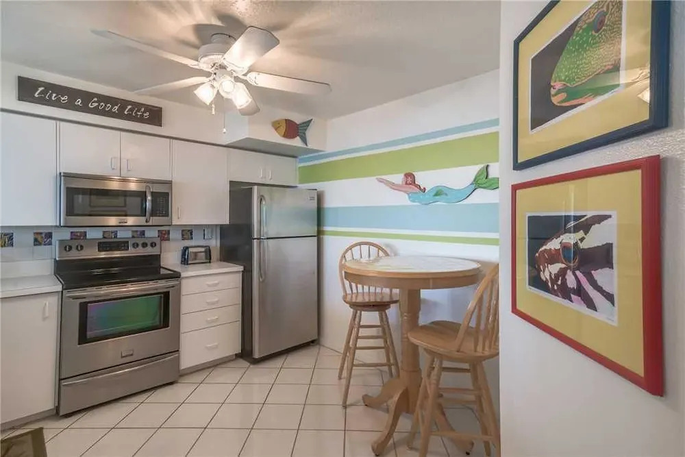 Bahia Vista 17881 - Two Bedroom Condo