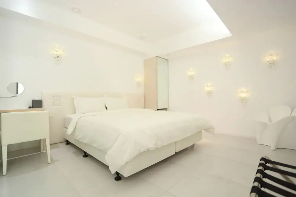 The Fantasy Apartment