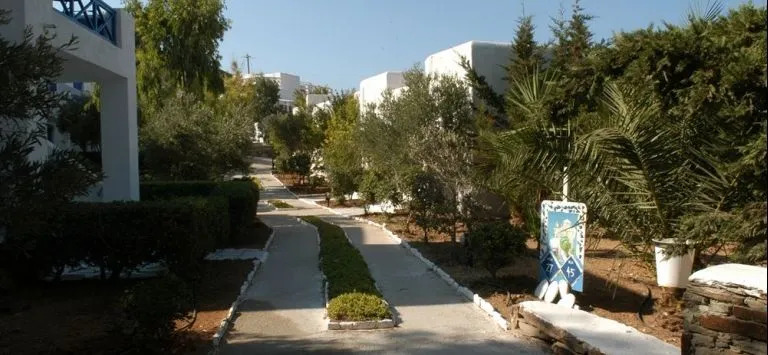 Koumbara Sunset Resort