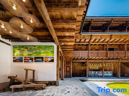 Xinsu Changrong Tulou Cultural Homestay (Yunshui Ballad Shop)