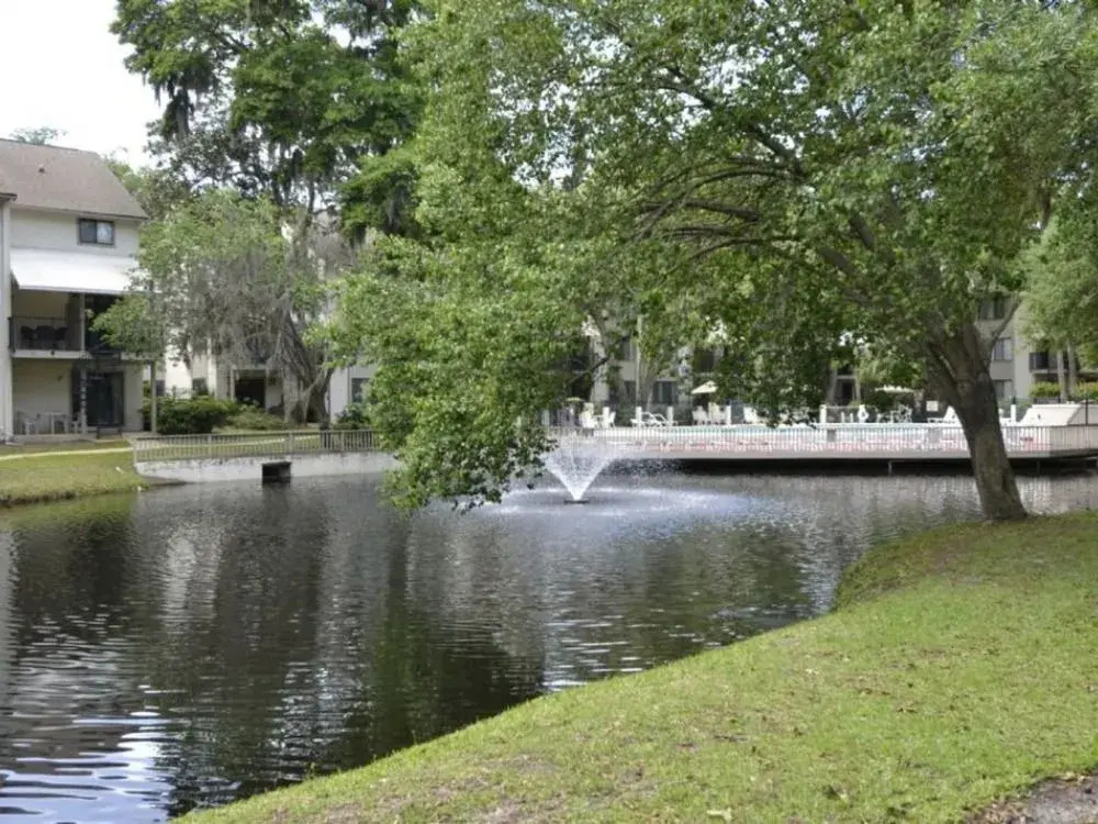 71 Springwood Villas 2 Br villa by RedAwning