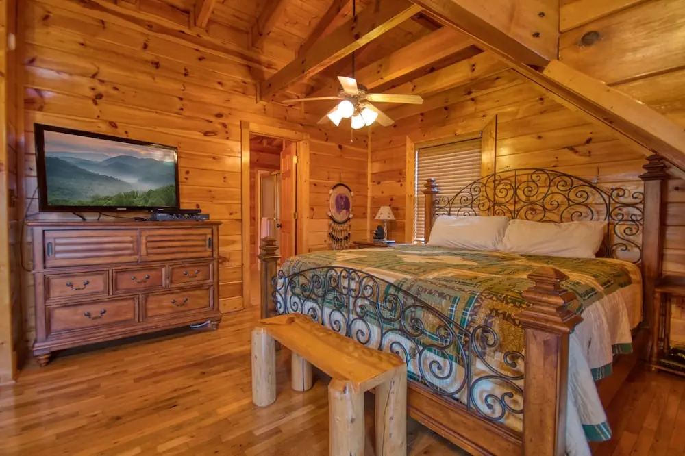 Poolside Retreat #221 by Aunt Bug's Cabin Rentals