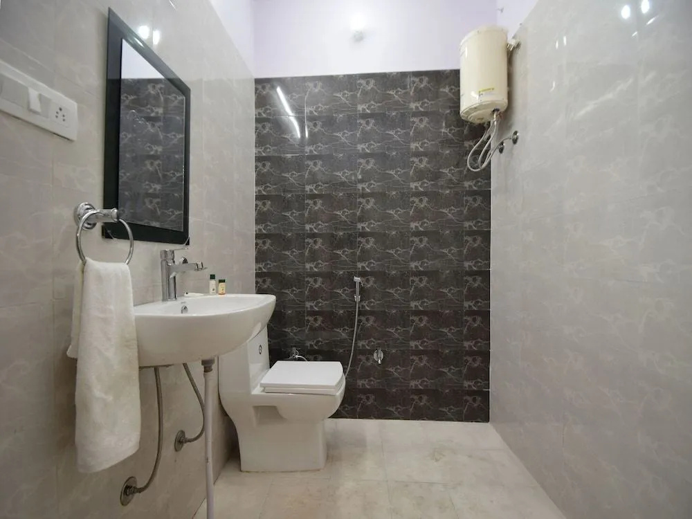 OYO 23553 Padamgarh Residency