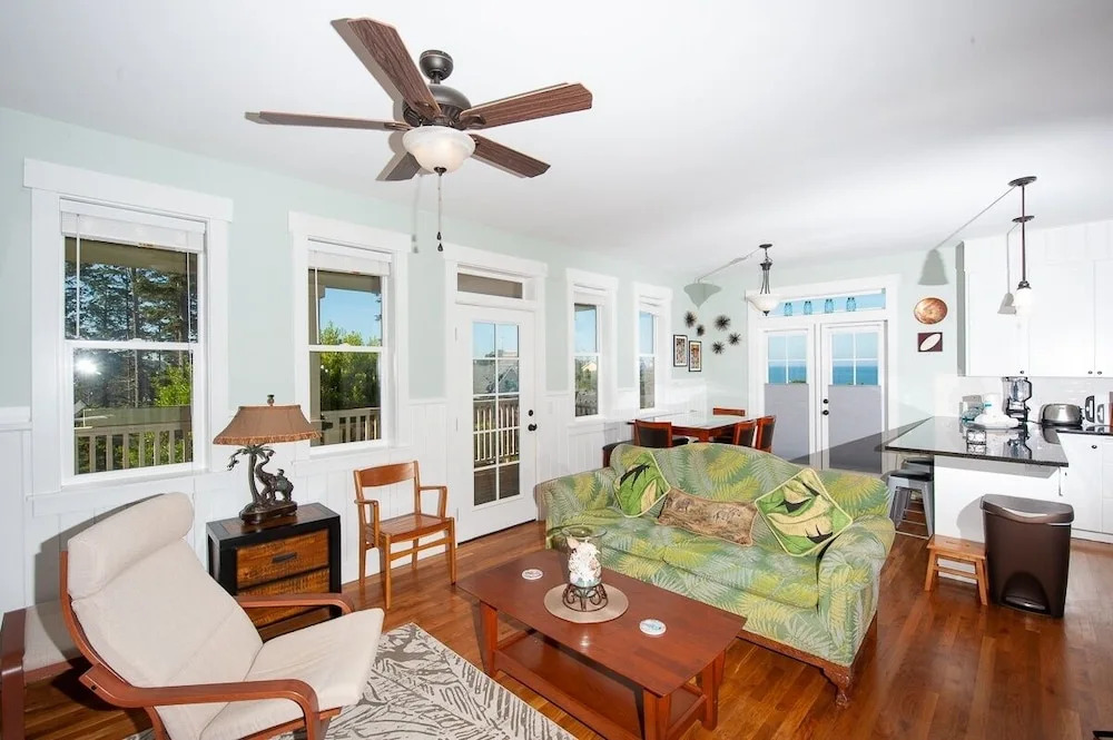 The Black Pearl 3 Bedroom Home