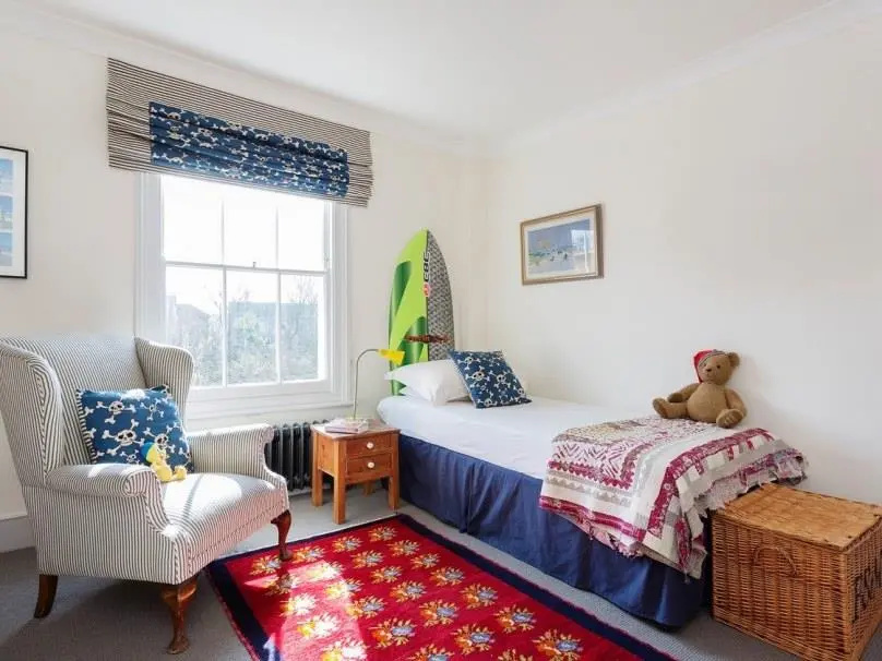 Veeve  5 Bed House Fitzwilliam Road Clapham
