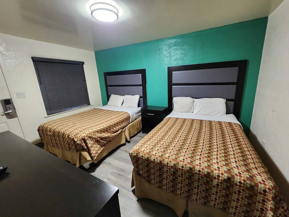 Green Garden Inn