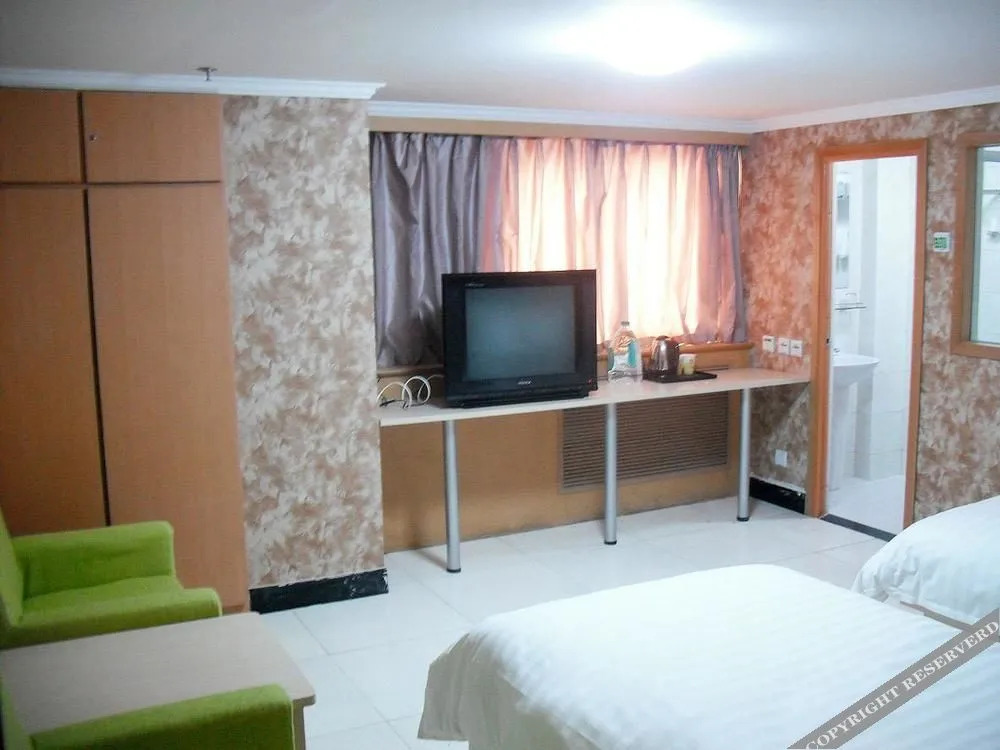 Jia Li Hua Hotel Chain (Communication University of China West Gate)