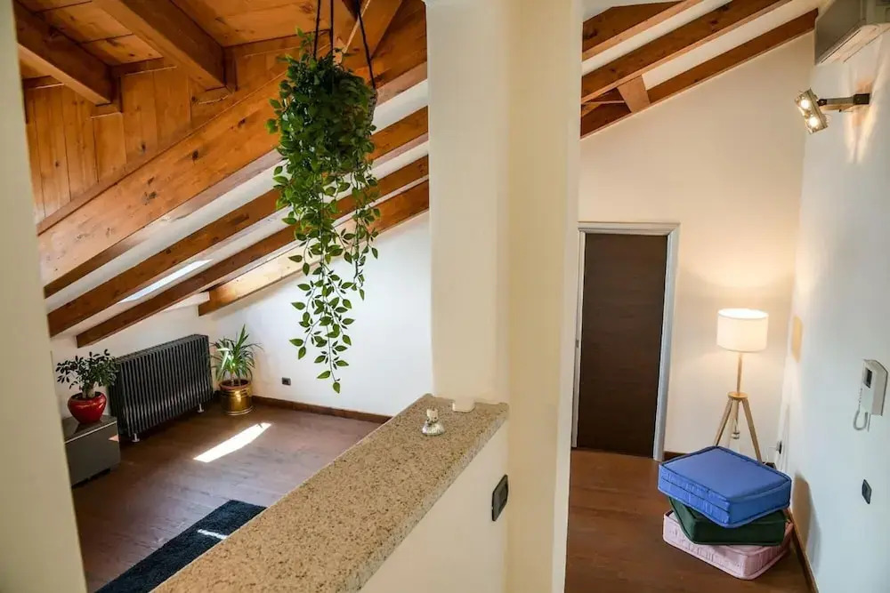 La Finestra sul Lago Luxurious Apartment Furnished