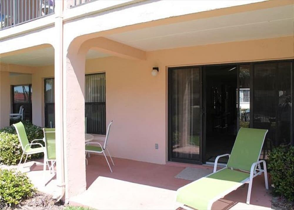 Sea Place 12122 Condo