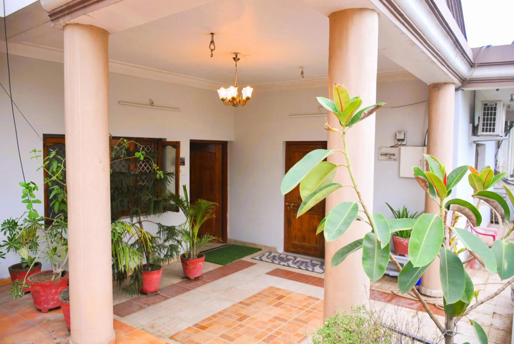 Malaiya Homestay - Grandeur Living Experience