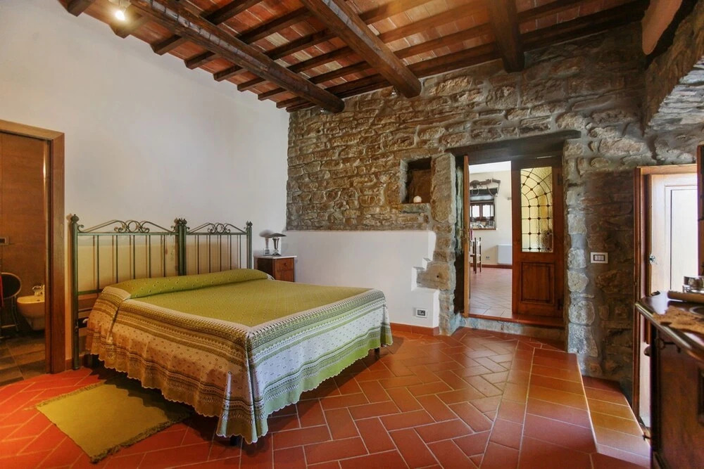 House With one Bedroom in Cortona , With Wonderful Mountain View, Priv
