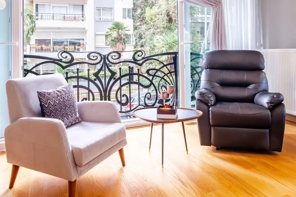 Sleek and Modern Flat Near Caddebostan Coast